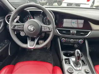 2023 Alfa Romeo Giulia Veloce