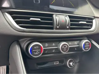 2023 Alfa Romeo Giulia Veloce