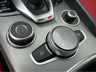 2023 Alfa Romeo Giulia Veloce