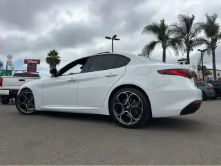 2023 Alfa Romeo Giulia Veloce