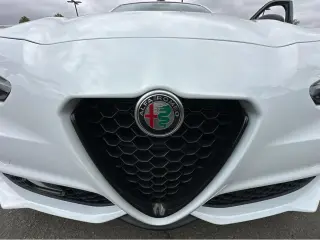 2023 Alfa Romeo Giulia Veloce