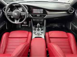 2023 Alfa Romeo Giulia Veloce