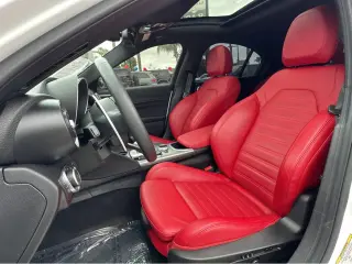 2023 Alfa Romeo Giulia Veloce