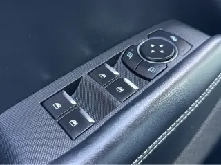 2022 Ford Mustang Mach-E Select