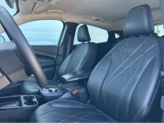 2022 Ford Mustang Mach-E Select