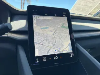 2022 Polestar 2 PANO ROOF!
