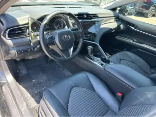 2019 Toyota Camry Hybrid SE