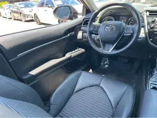 2019 Toyota Camry Hybrid SE