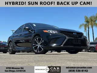 2019 Toyota Camry Hybrid SE