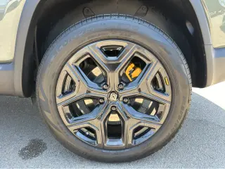 2022 Rivian R1S Launch Edition