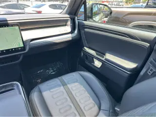 2022 Rivian R1S Launch Edition