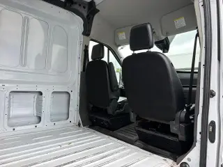 Ford Transit 2024 250 3dr LWB Medium Roof Cargo Van