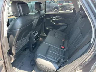 2019 Audi e-tron Prestige