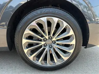 2019 Audi e-tron Prestige