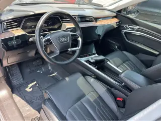 2019 Audi e-tron Prestige