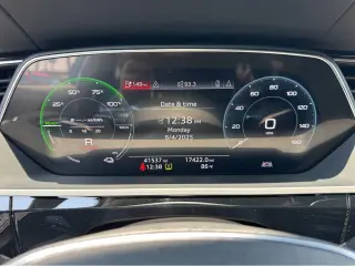 2019 Audi e-tron Prestige