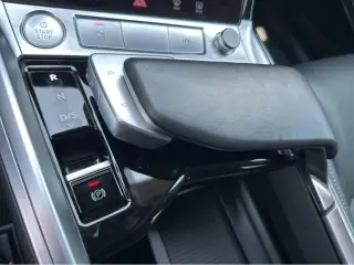 2019 Audi e-tron Prestige