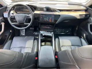 2019 Audi e-tron Prestige