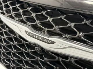 Chrysler Pacifica 2024 Touring L 4dr Mini-Van