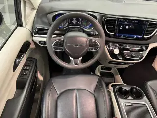 Chrysler Pacifica 2024 Touring L 4dr Mini-Van