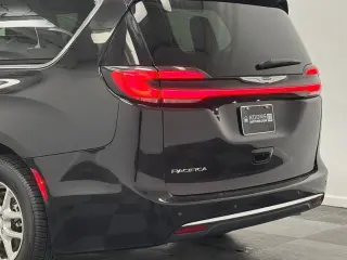 Chrysler Pacifica 2024 Touring L 4dr Mini-Van