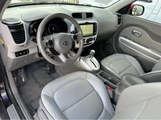 2016 Kia Soul EV +