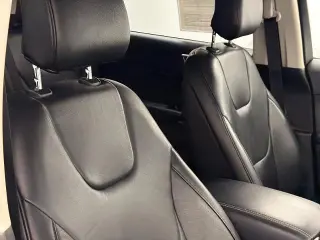 Ford Edge 2019 AWD Titanium 4dr Crossover