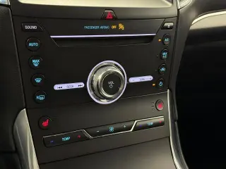 Ford Edge 2019 AWD Titanium 4dr Crossover