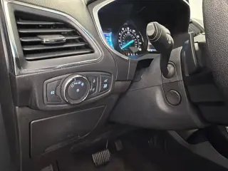 Ford Edge 2019 AWD Titanium 4dr Crossover