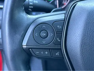 2022 Toyota Camry Hybrid XSE