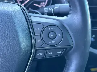 2022 Toyota Camry Hybrid XSE