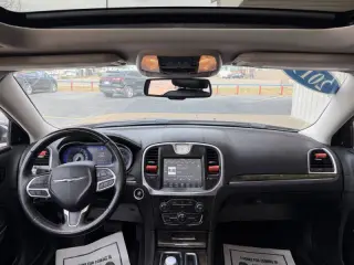 2019 Chrysler 300 Limited