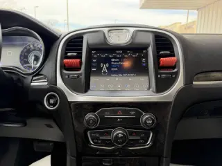 2019 Chrysler 300 Limited