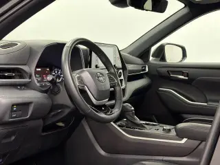 Toyota Highlander 2022 AWD XSE 4dr SUV
