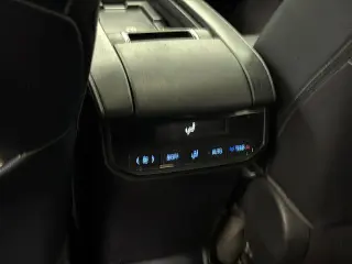 Toyota Highlander 2022 AWD XSE 4dr SUV