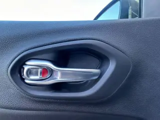 2020 Jeep Cherokee Altitude