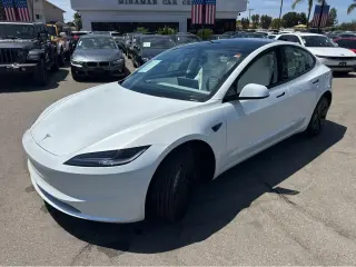 2025 Tesla Model 3 Long Range