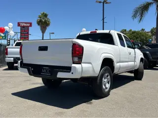 2021 Toyota Tacoma 2WD SR