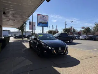 2021 Nissan Altima 2.5 SR