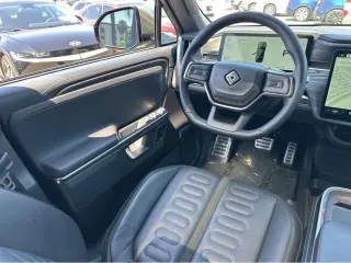 2022 Rivian R1S Launch Edition