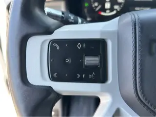 2022 Land Rover Defender X-Dynamic HSE