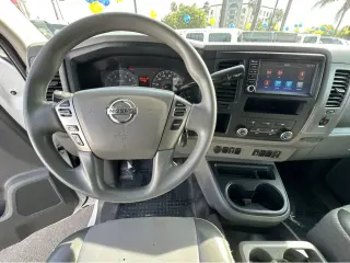2021 Nissan NV Cargo SV