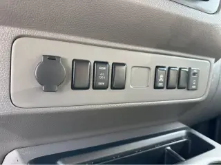 2021 Nissan NV Cargo SV