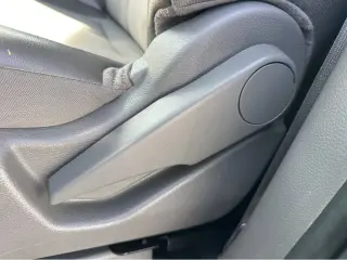 2021 Nissan NV Cargo SV