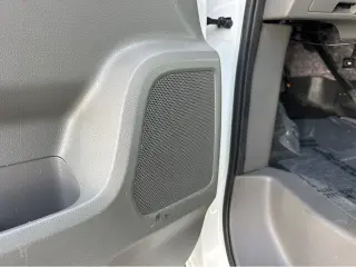 2021 Nissan NV Cargo SV