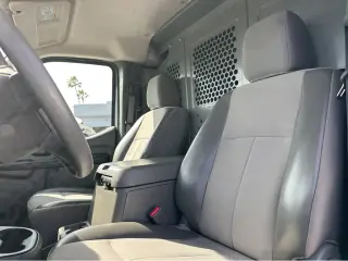 2021 Nissan NV Cargo SV