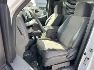 2021 Nissan NV Cargo SV