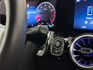 Mercedes-Benz GLA 2025 AWD GLA 250 4MATIC 4dr SUV
