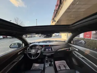 2020 Cadillac XT4 Premium Luxury