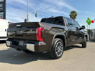 2022 Toyota Tundra 4WD Limited